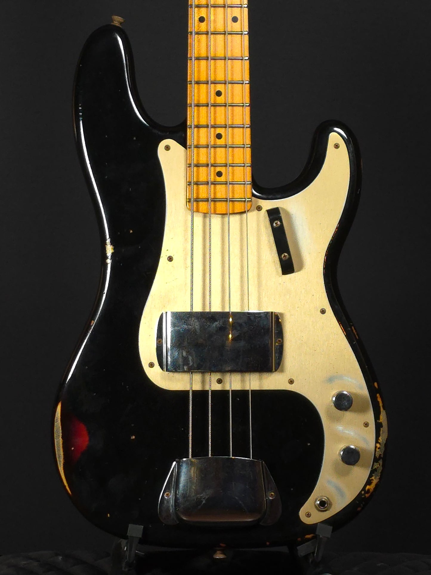 Fender Custom Shop Limited Edition '58 Precision Bass Relic 2020s - Black Over Sunburst