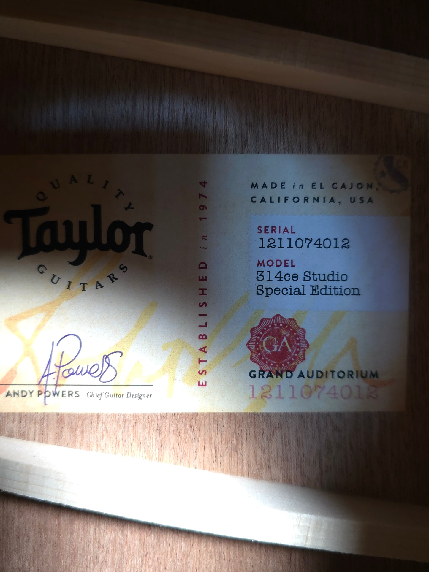 Taylor 314ce Studio Special Edition, Natural - NEW