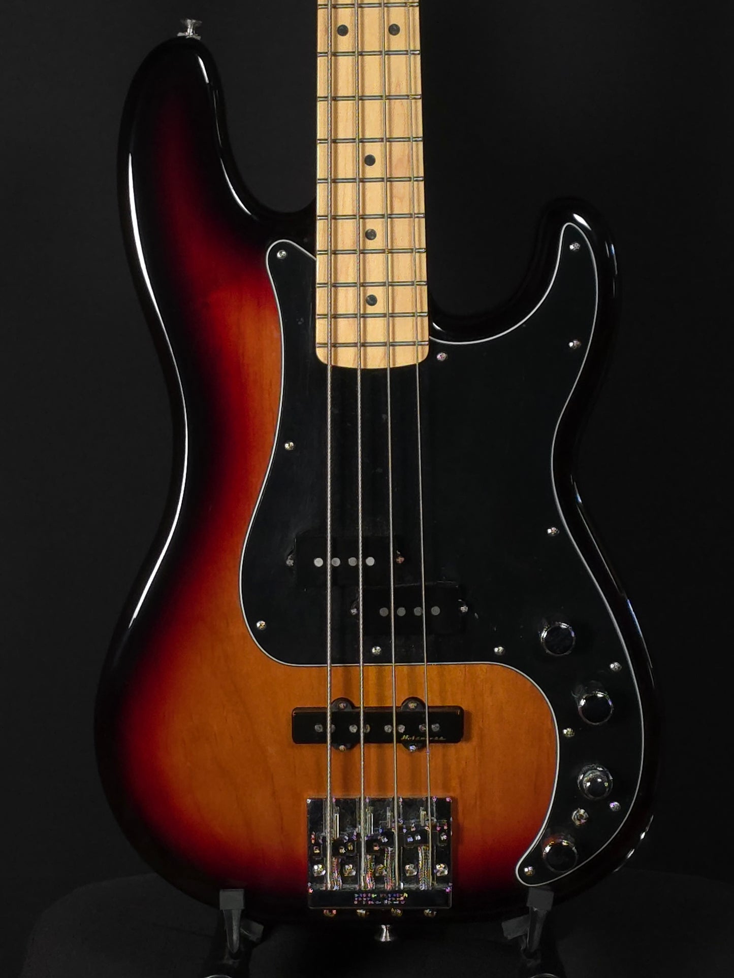 Fender Deluxe Precision Bass