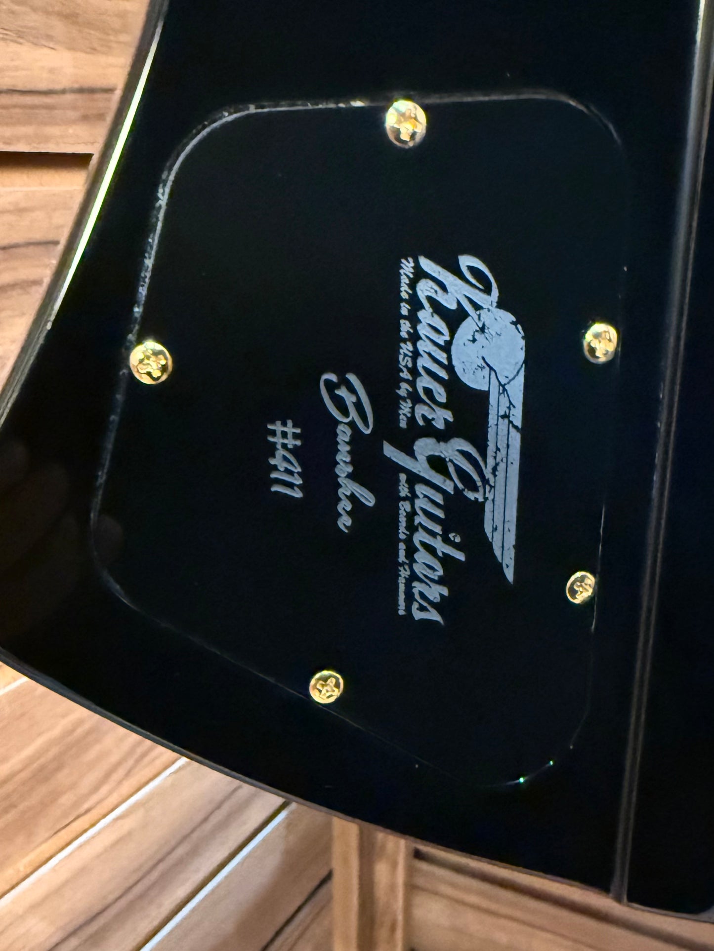 Kauer Guitars Banshee Standard w/3 Slider Switches - Black / Gold Sparkle