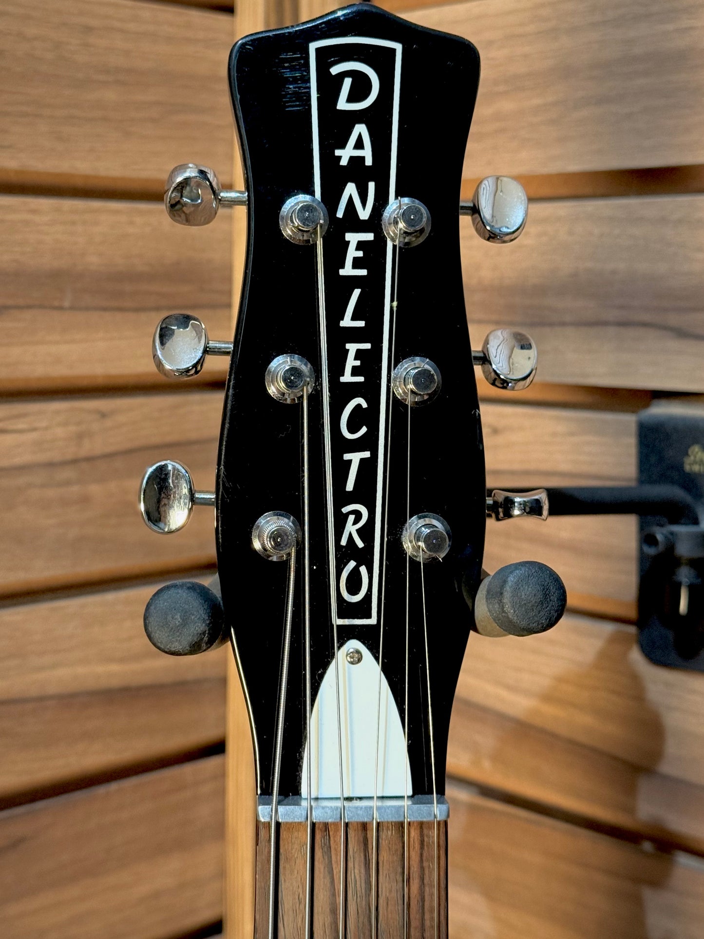 Danelectro '59M NOS+ (USED)