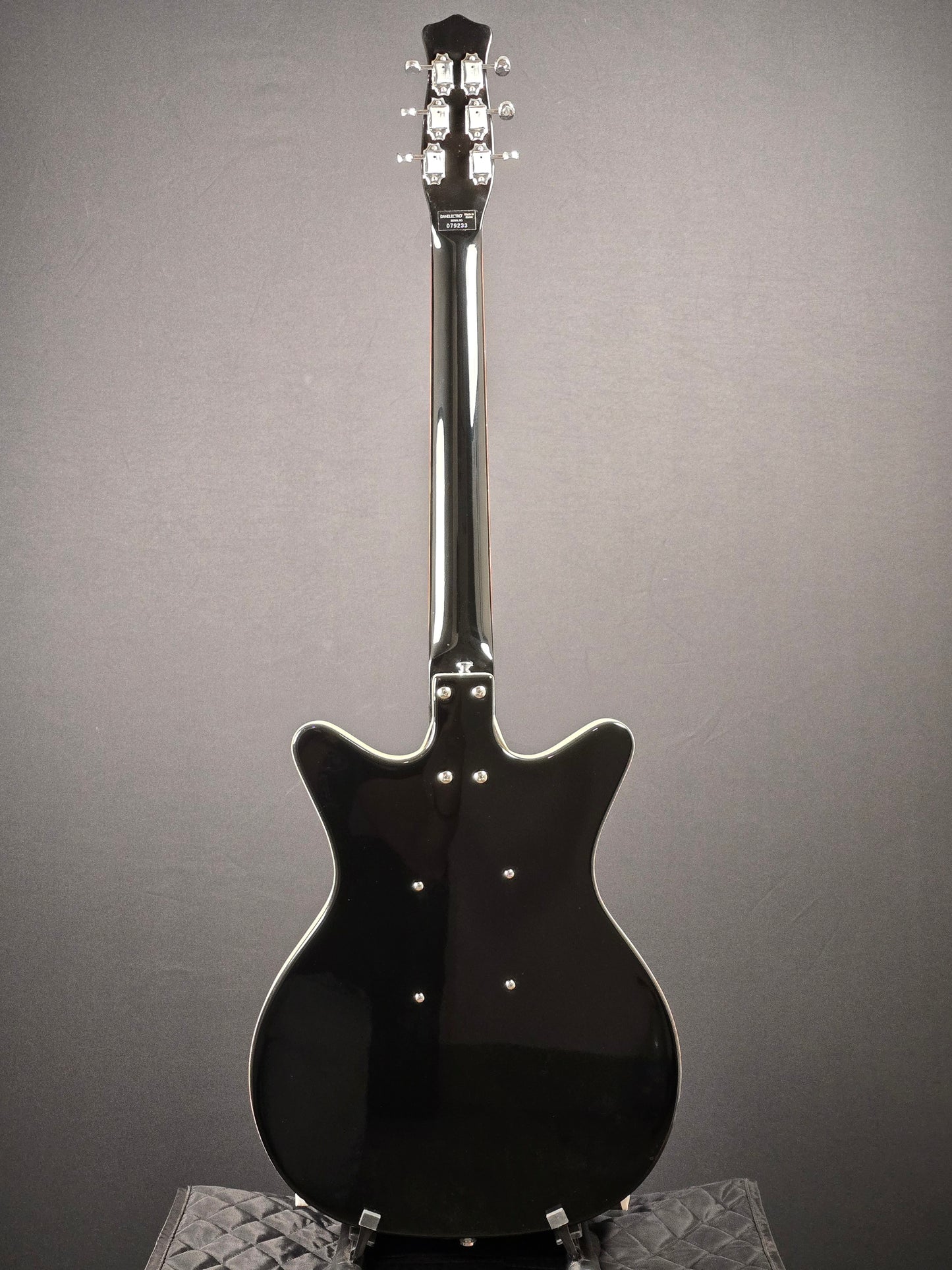 Danelectro NOS+ - Black