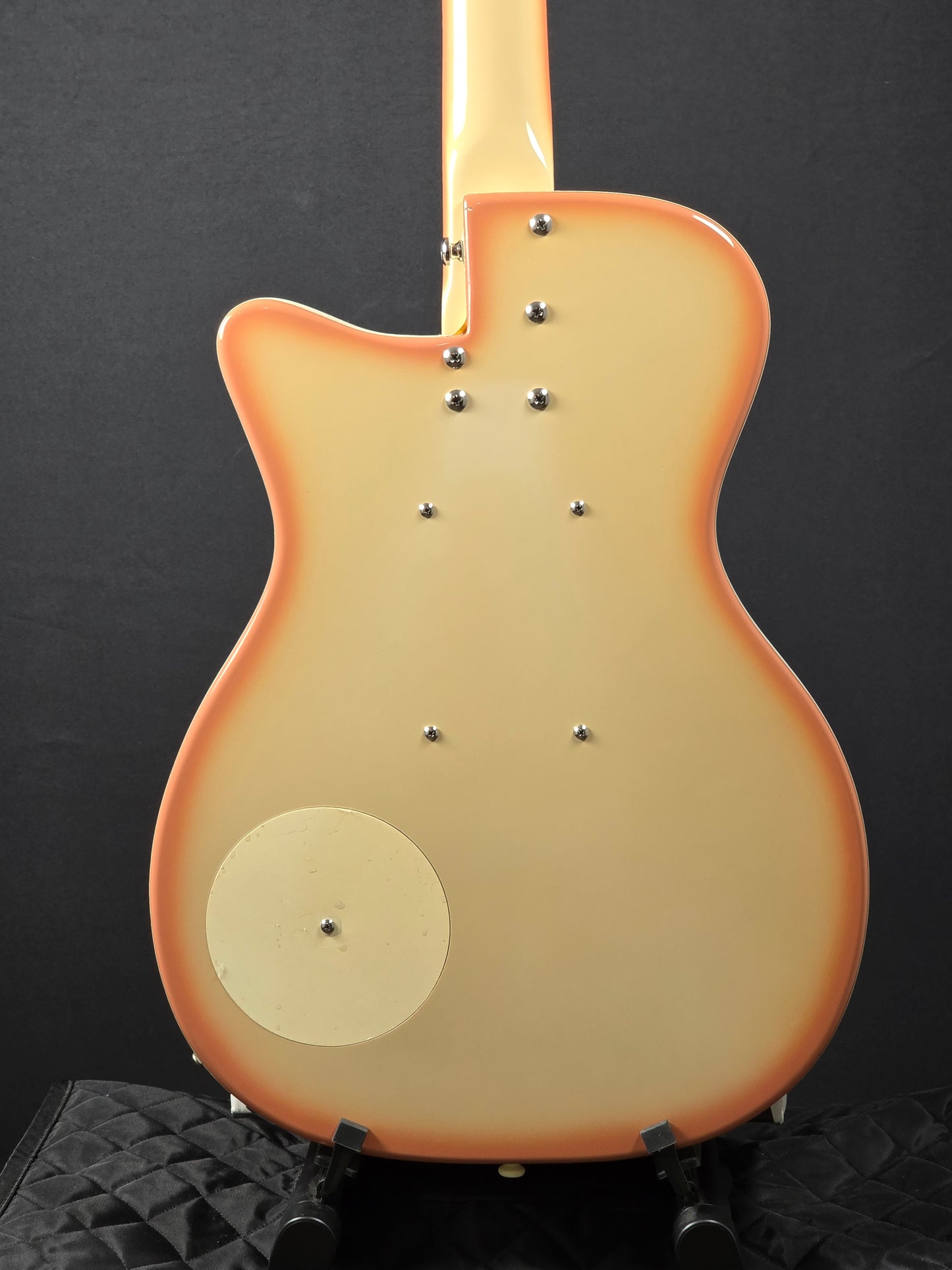 Danelectro U2 - Coral Burst