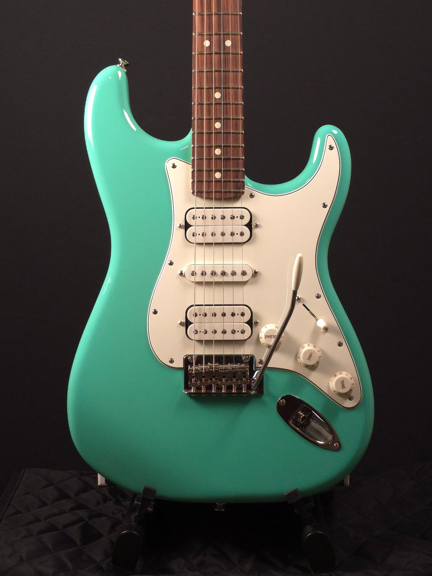 Fender Player Stratocaster HSH Sea Foam Green