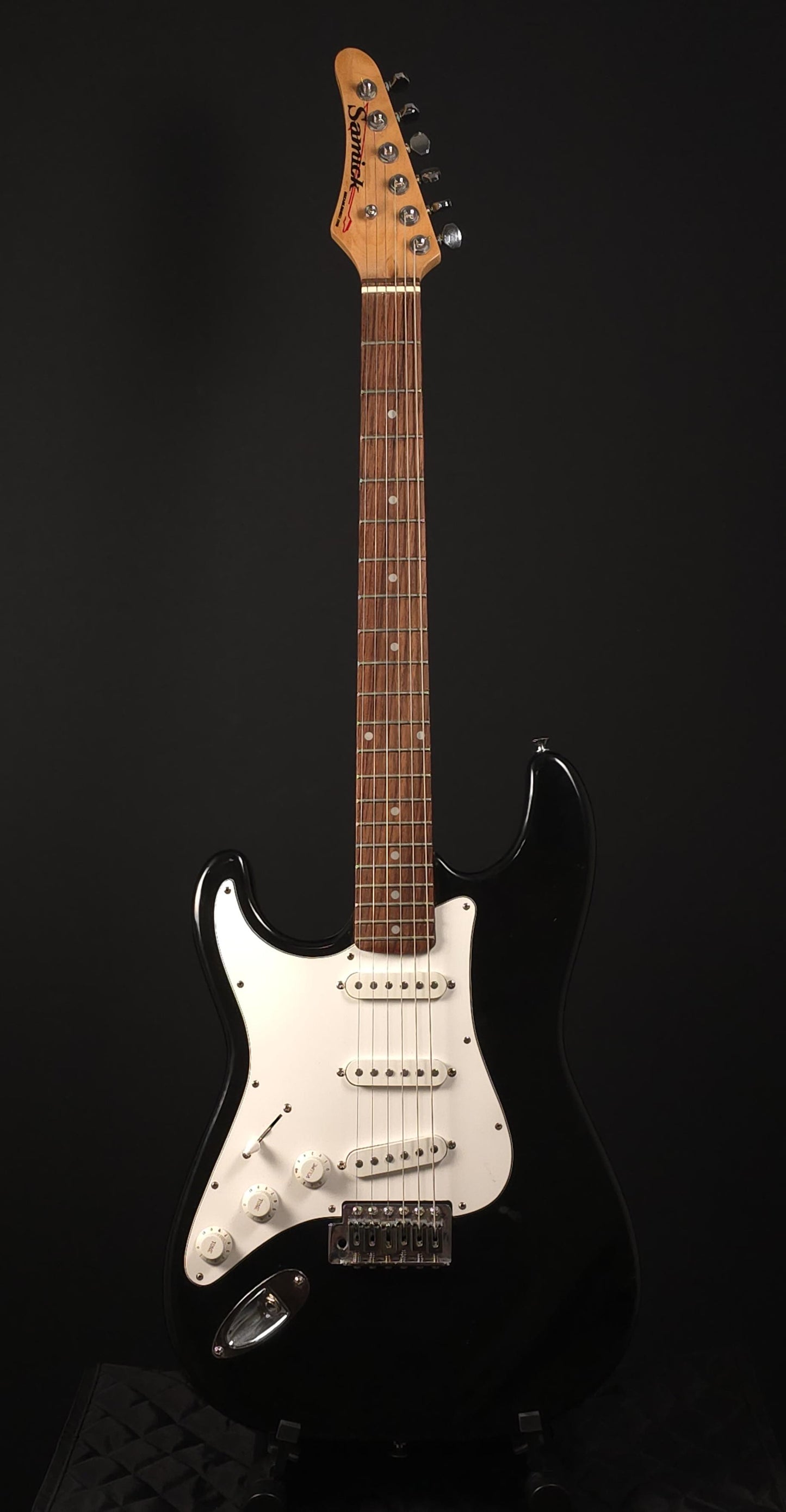 Samick S-Style, Left-Handed, Black