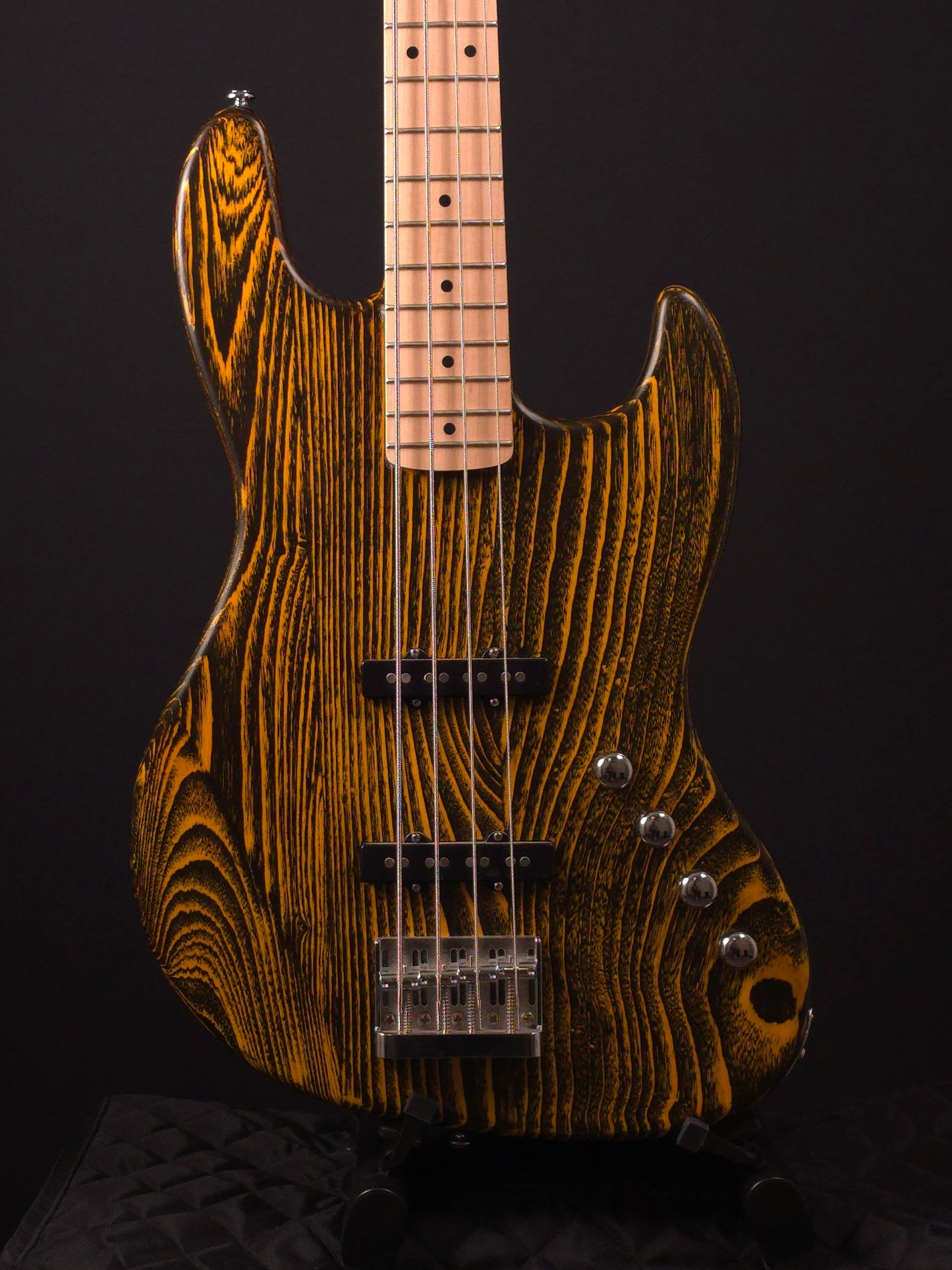 Michael Kelly Element Bass - Yellow, Black