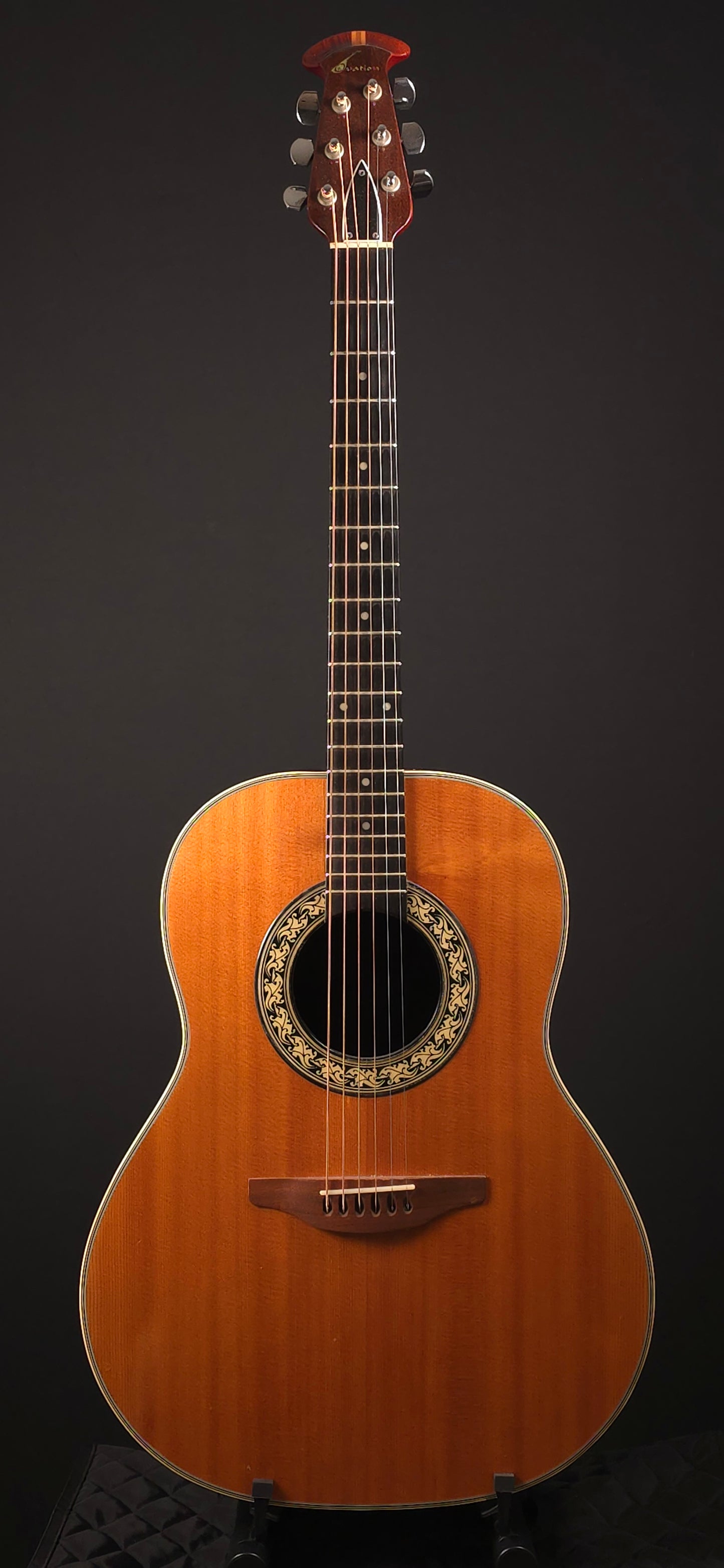 Ovation 111-4, Vintage 1970s