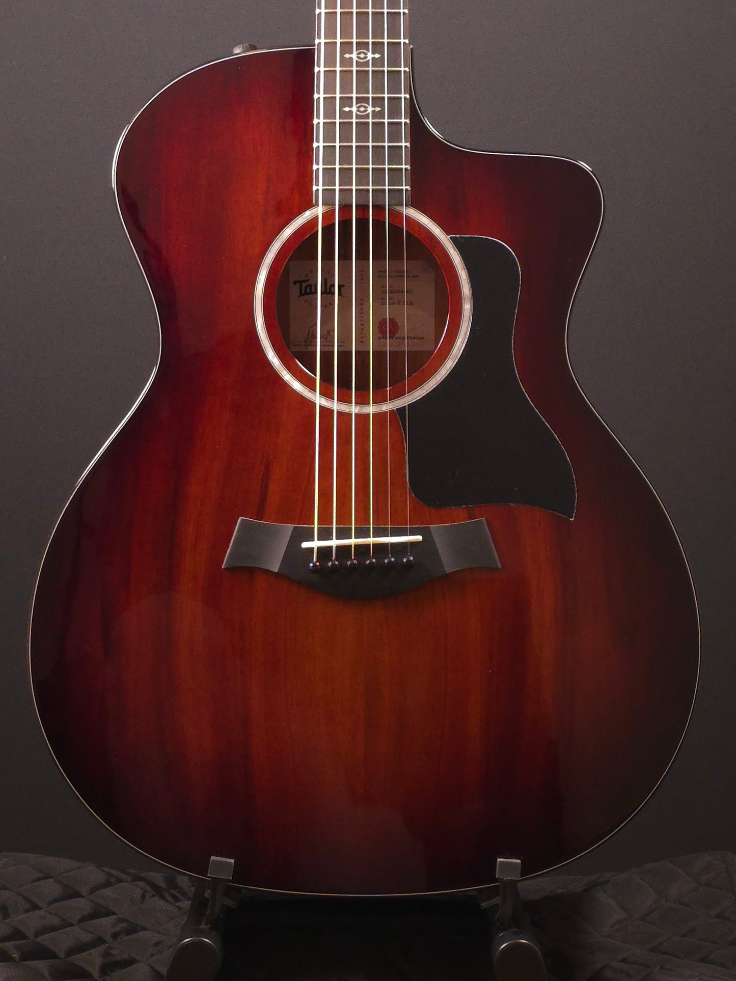 Taylor 224ce-K DLX