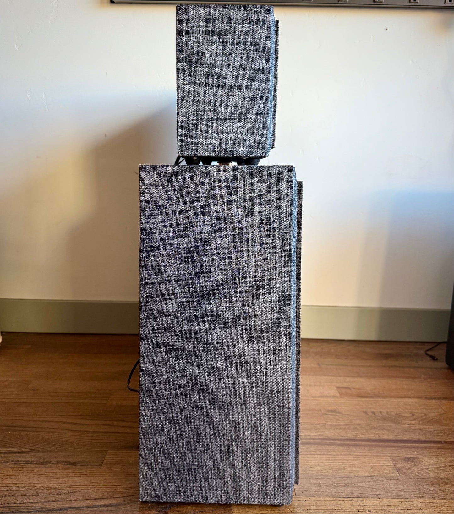 1965 Silvertone Model 1484 Twin Twelve 60-Watt 2x12 Piggyback - Collector Grade