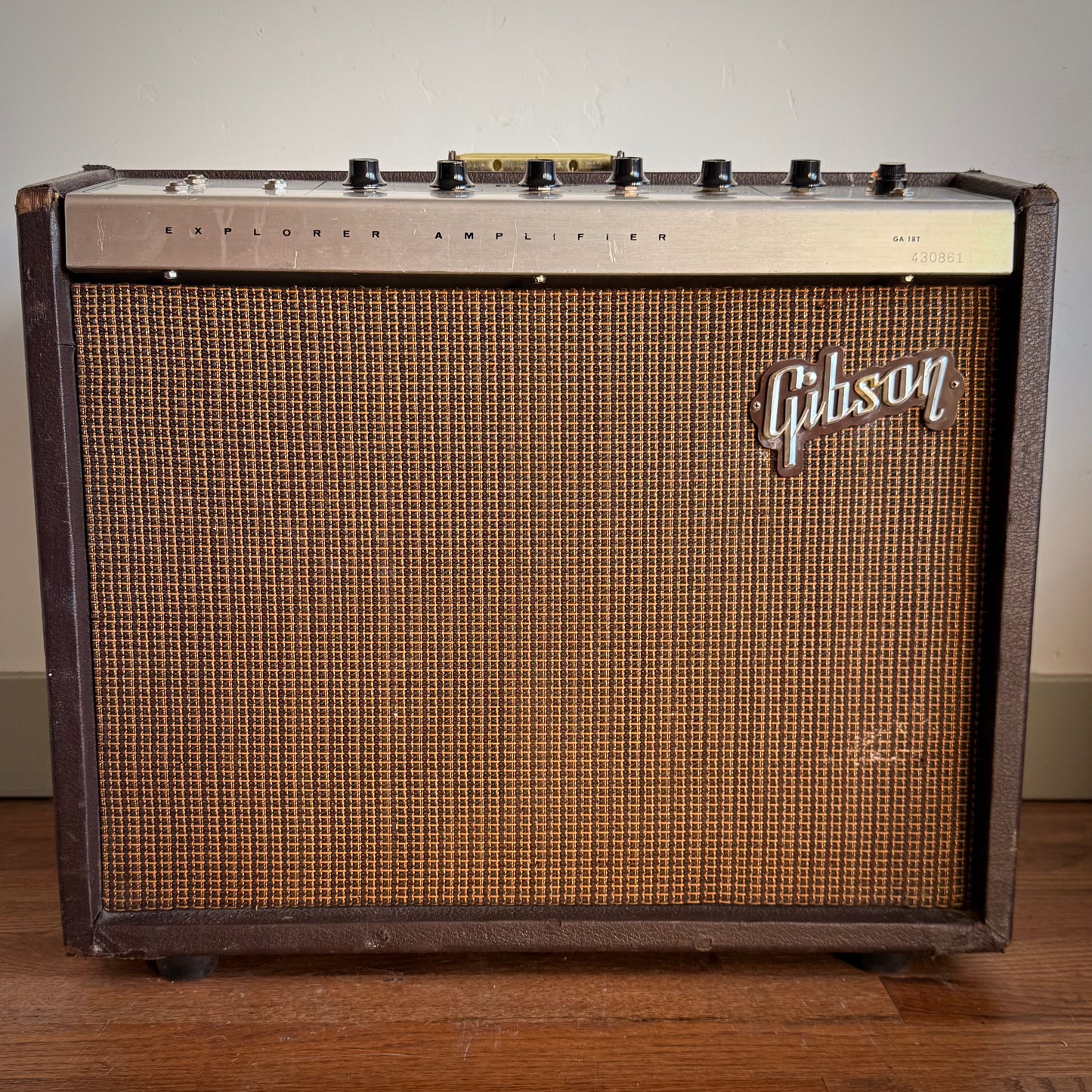 Gibson GA-18 T Explorer - 14-Watt 1x10" Guitar Combo Amp (1959-1961)