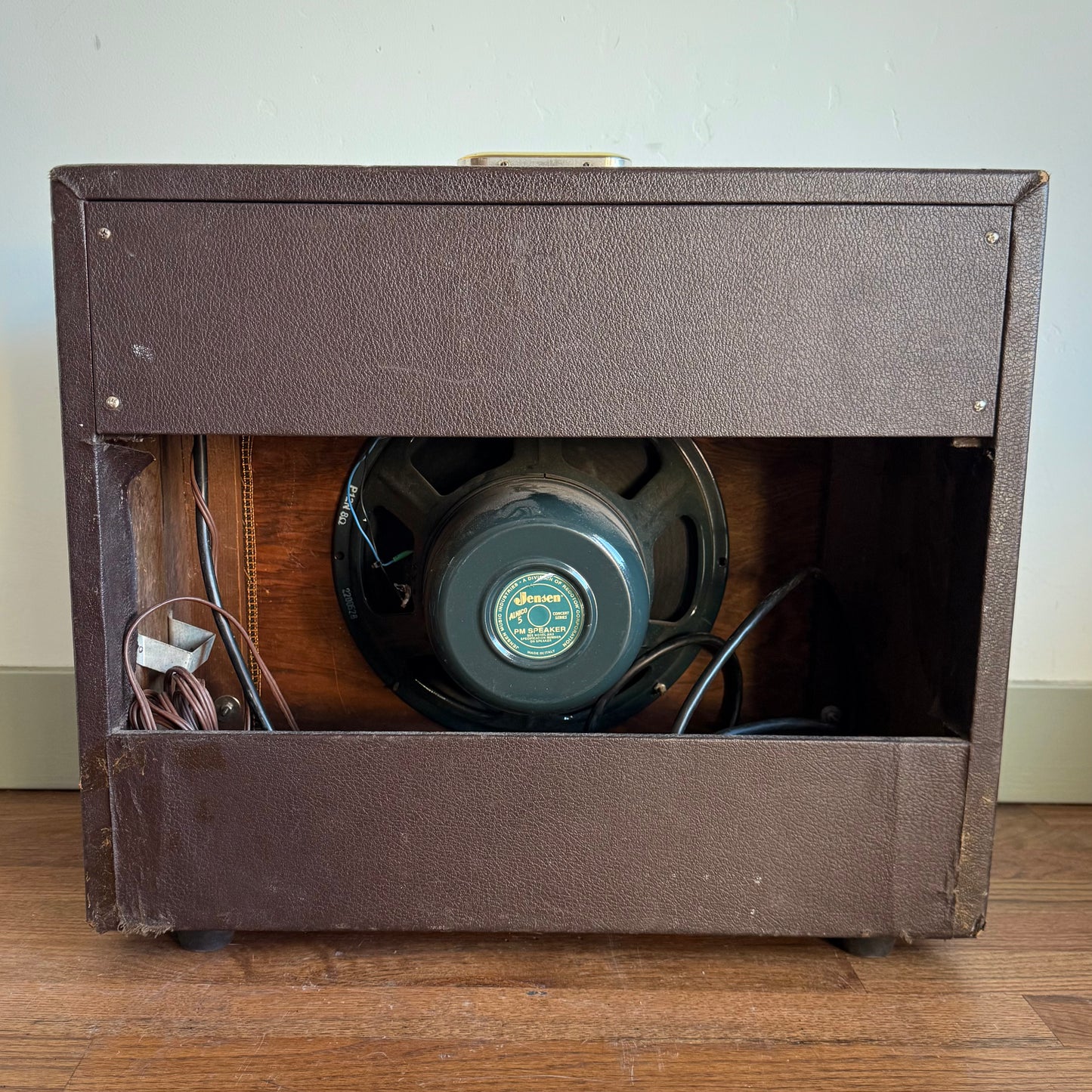 Gibson GA-18 T Explorer - 14-Watt 1x10" Guitar Combo Amp (1959-1961)