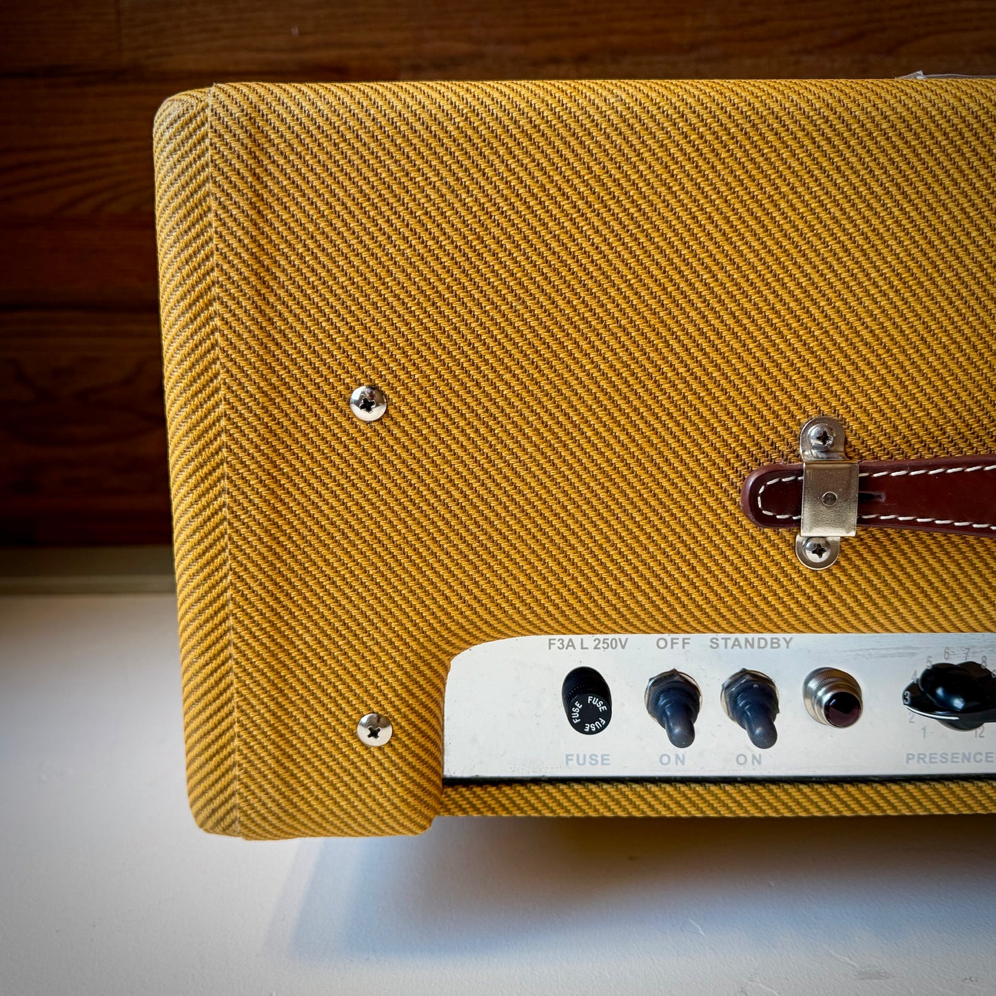 Fender '57 Custom Pro-Amp 2-Channel 26-Watt 1x15" Combo Amp (Reissue)