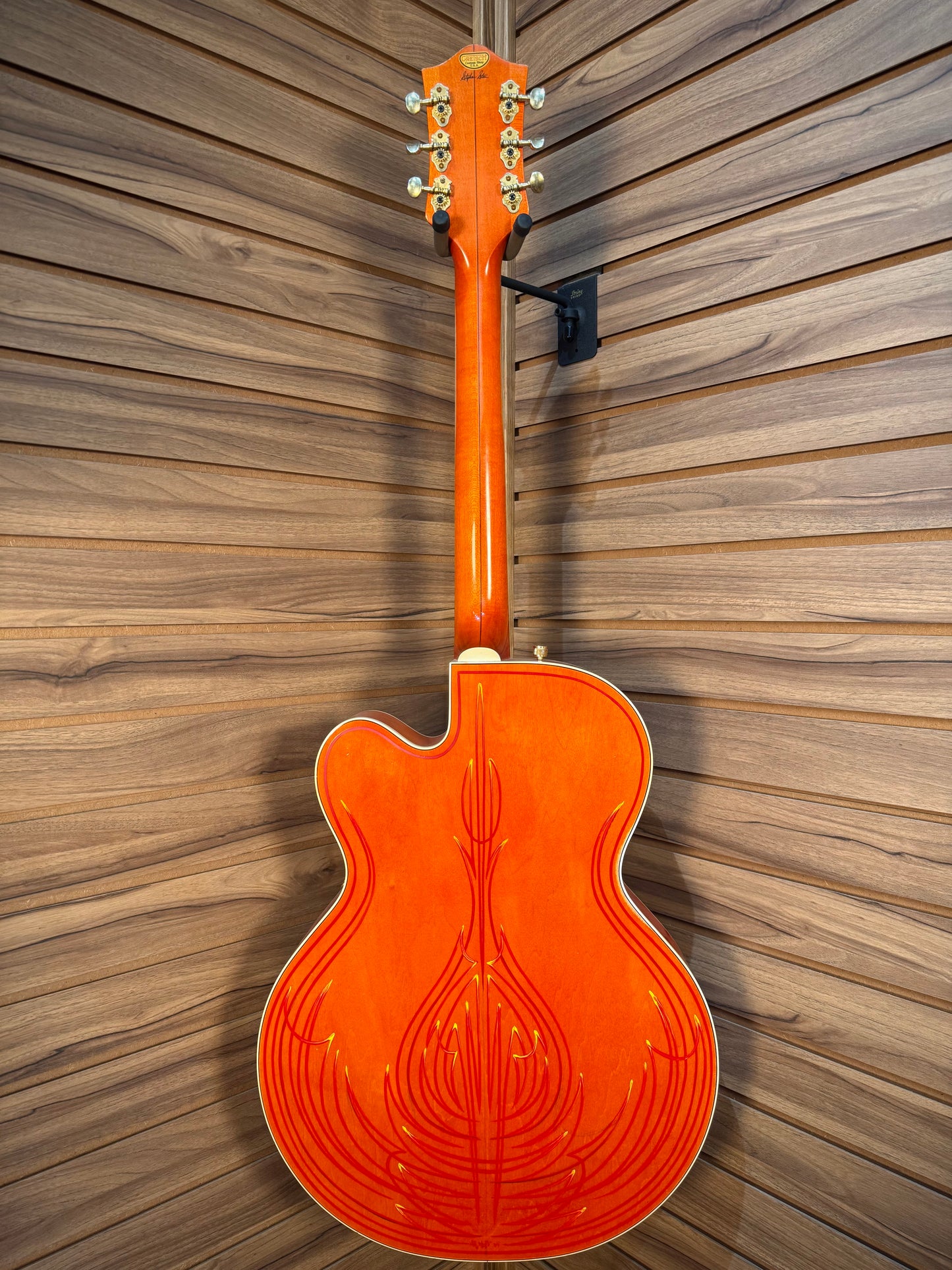 Gretsch Stephen Stern Master Built G6120-DSW-R Junior Bo Huff - Orange Pinstriped