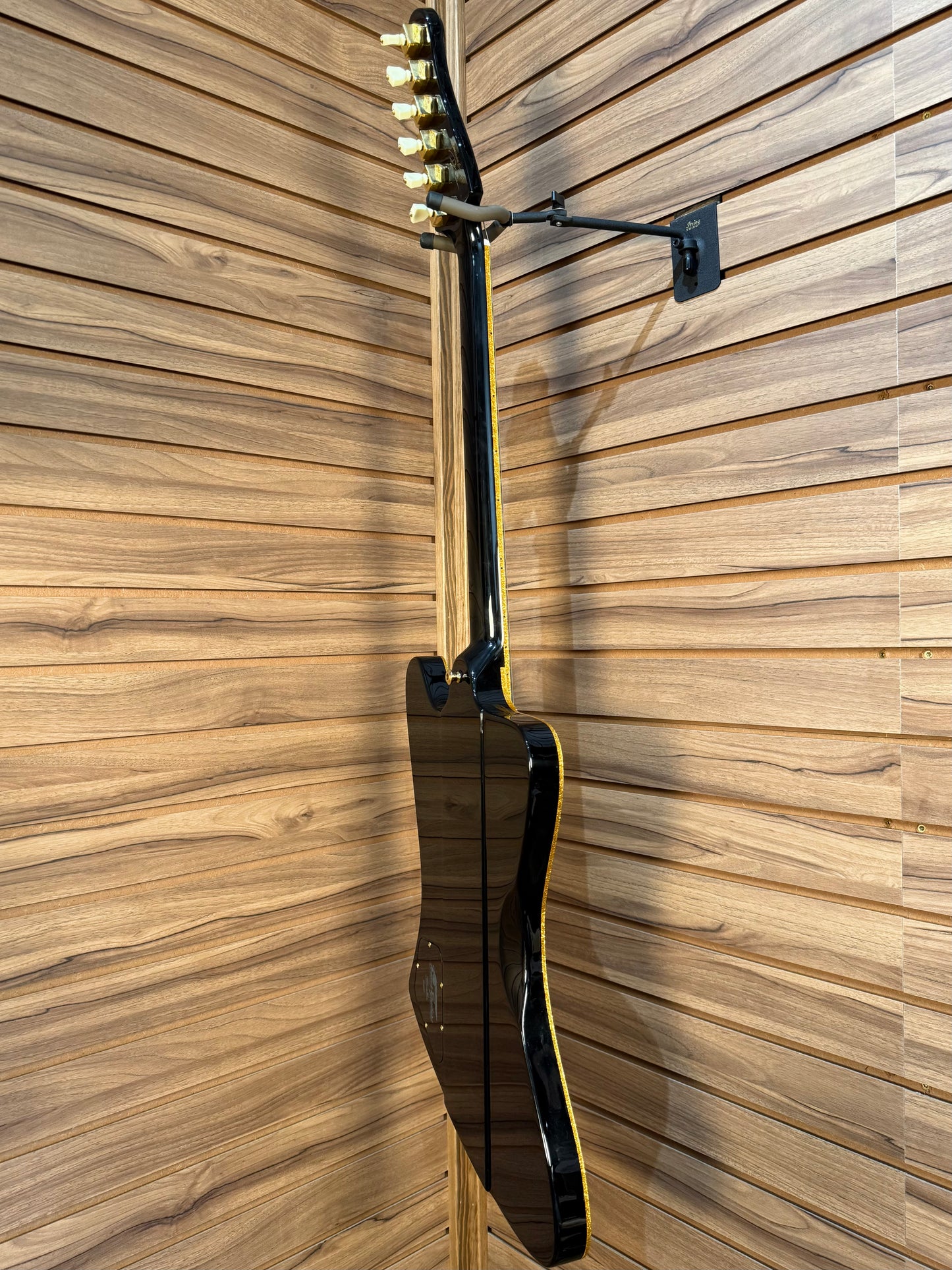 Kauer Guitars Banshee Standard w/3 Slider Switches - Black / Gold Sparkle