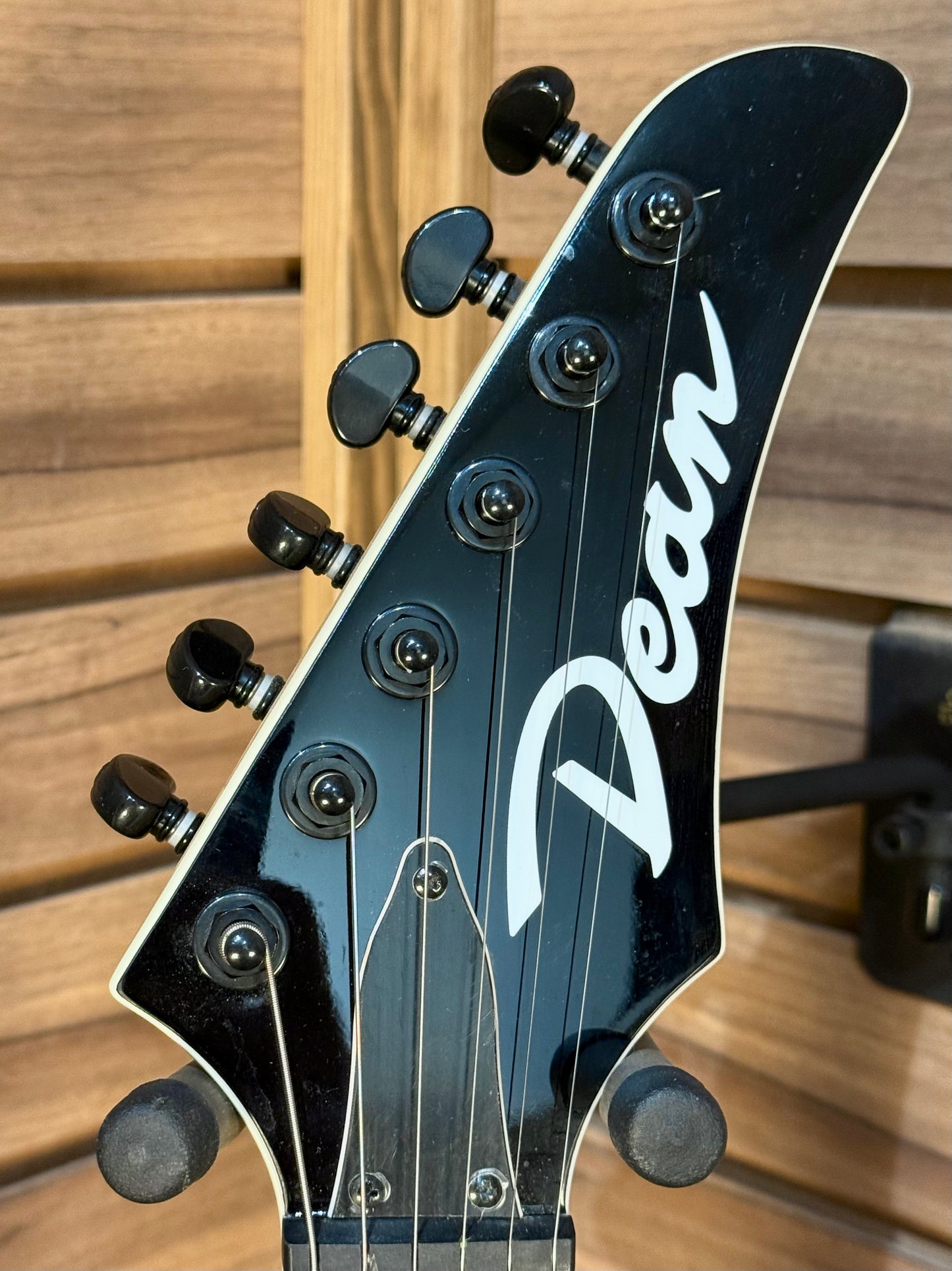 Dean MD24 Select Flame Top - Trans Cherry