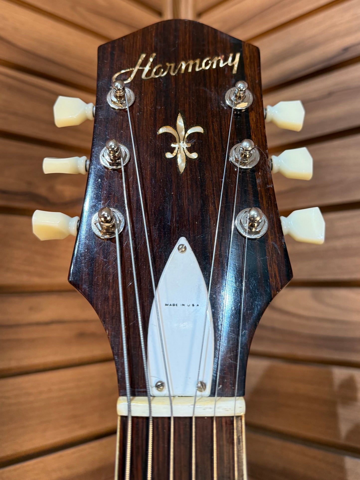 Harmony H1310 Archtop Guitar Vintage - Tobacco Sunburst