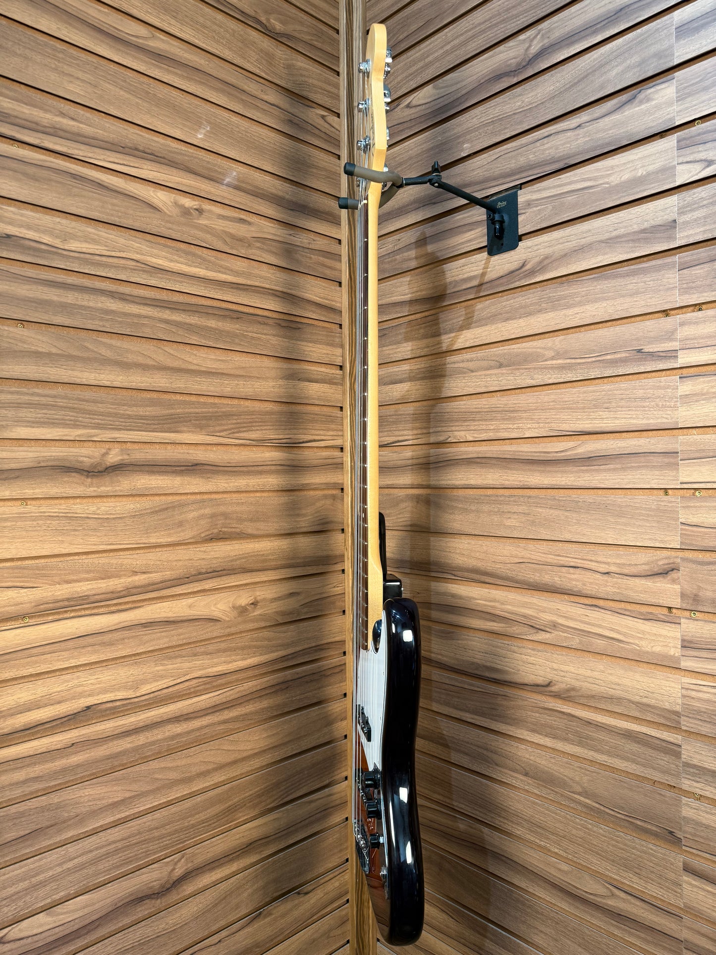 1997 Fender American Standard Jazz Bass - Brown Sunburst