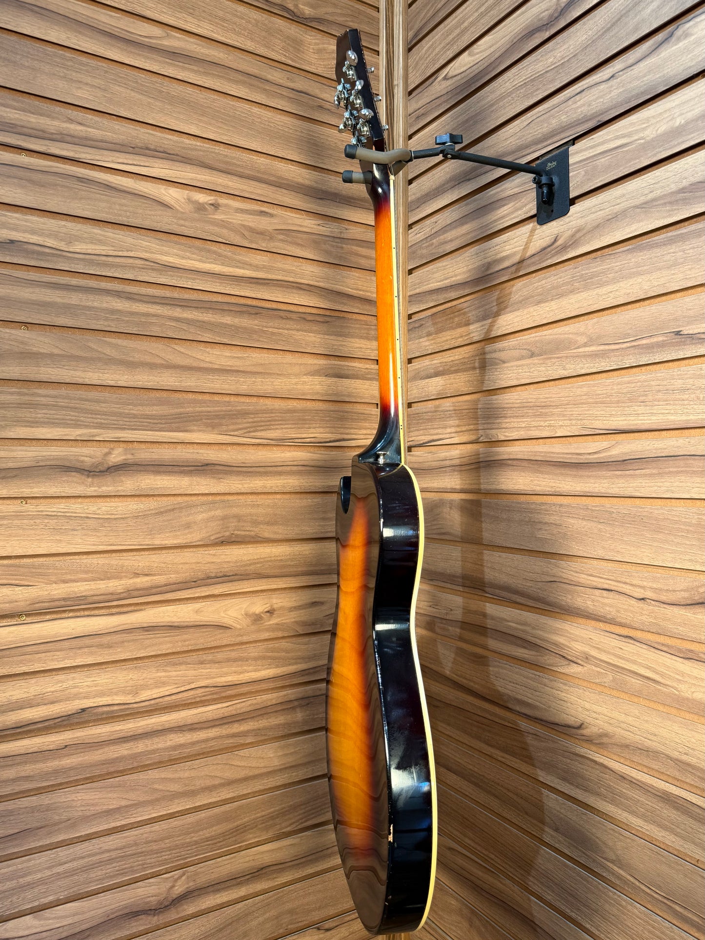 Mid-'60s Guild T-100D - Sunburst