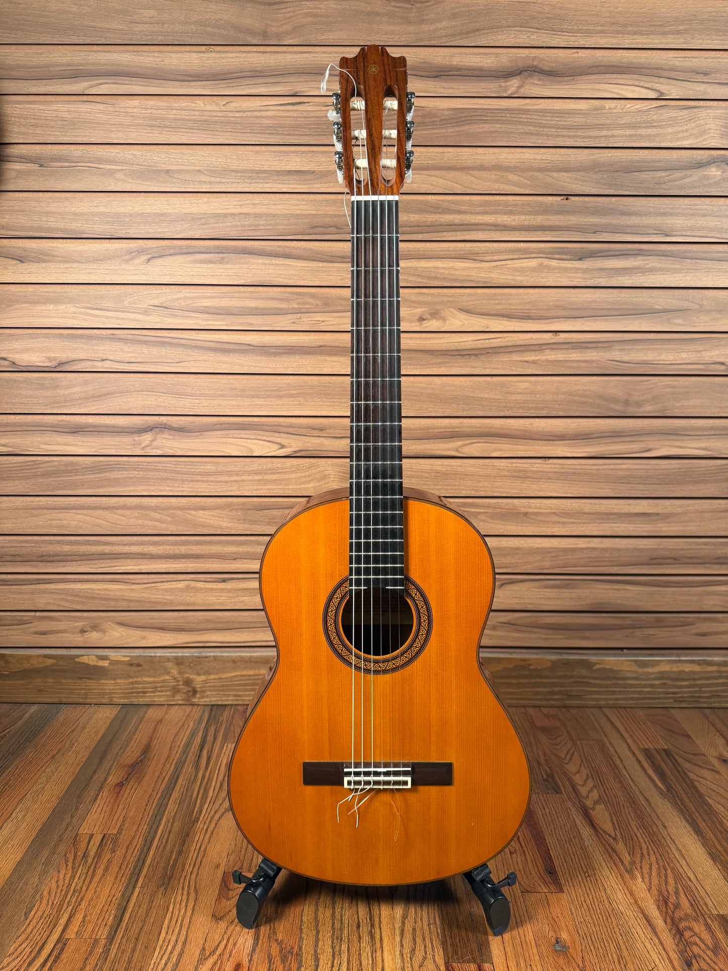 Yamaha G-231 ii Classical Guitar