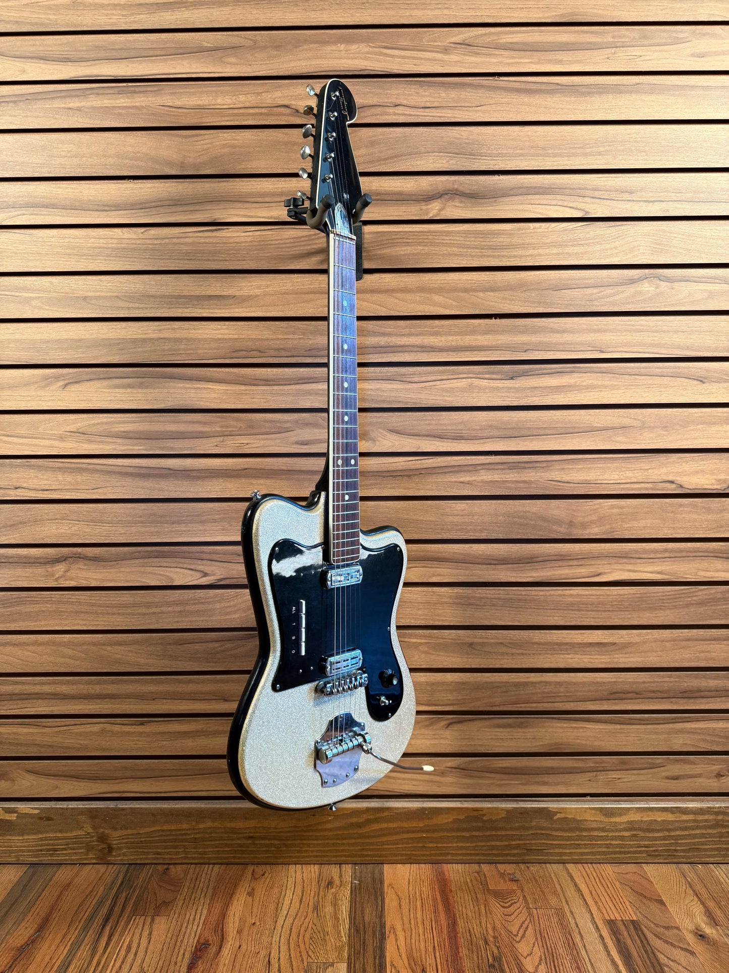 Imperial Tonemaster Model 20 - Silver Sparkle (USED)