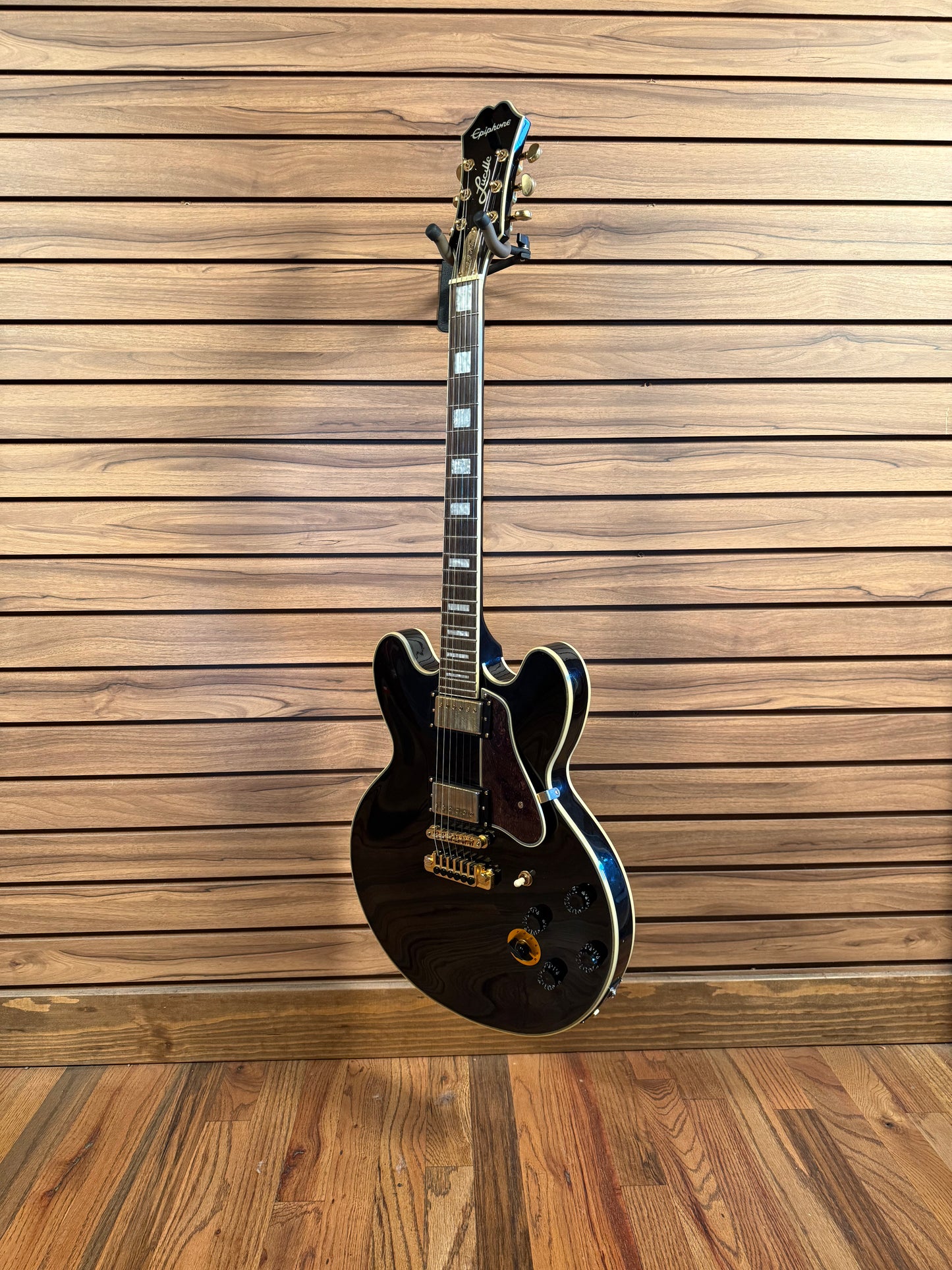 Epiphone B.B. King Lucille Semi-Hollowbody - Ebony (USED)