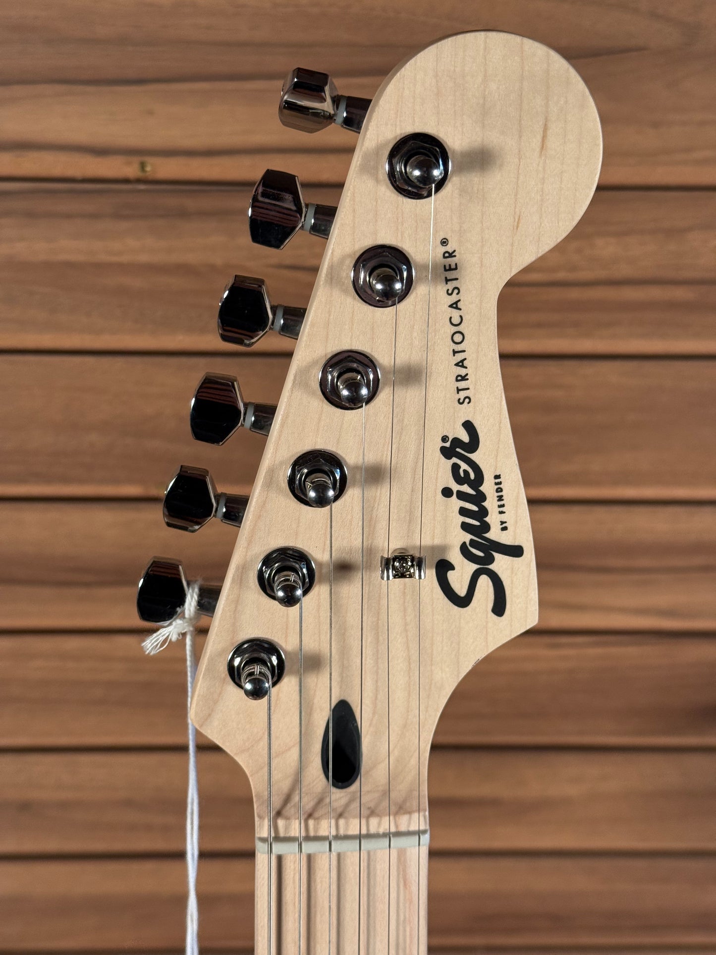 Squier Sonic Stratocaster HT - Arctic White (NEW)