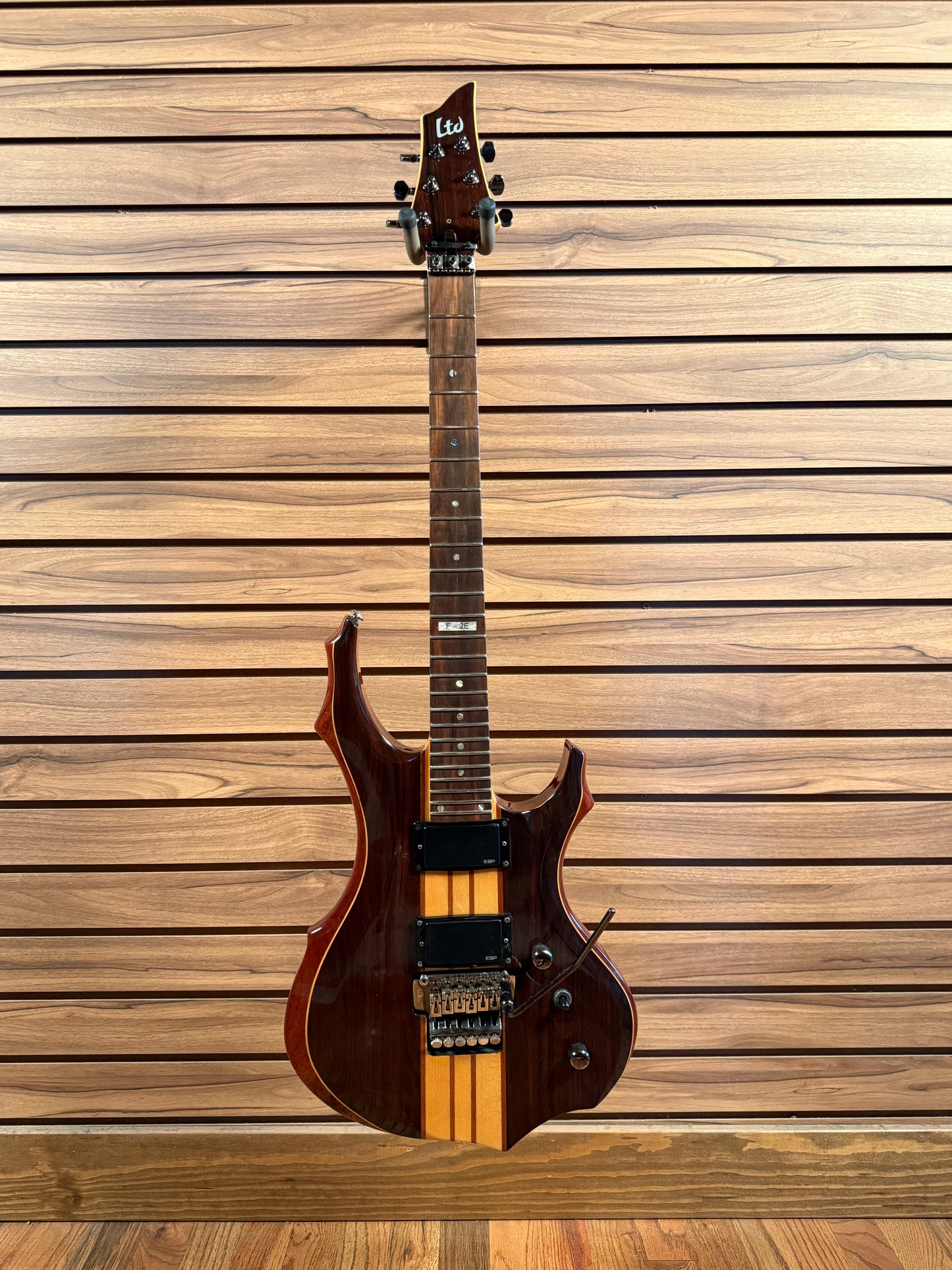 ESP LTD F-2E (USED)