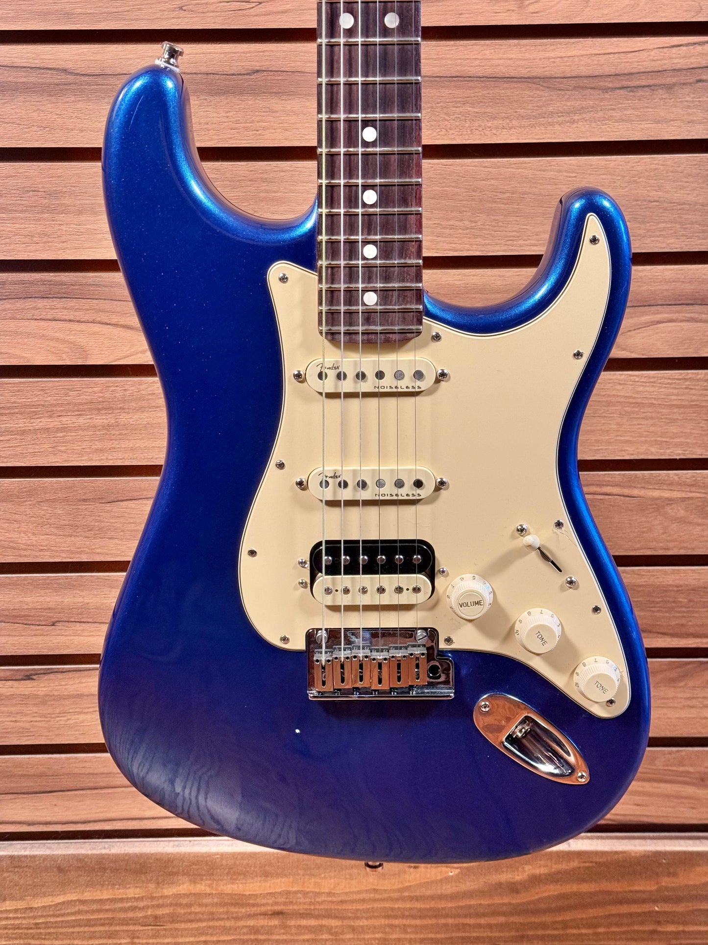 Fender American Ultra Stratocaster HSS - Cobra Blue (USED)