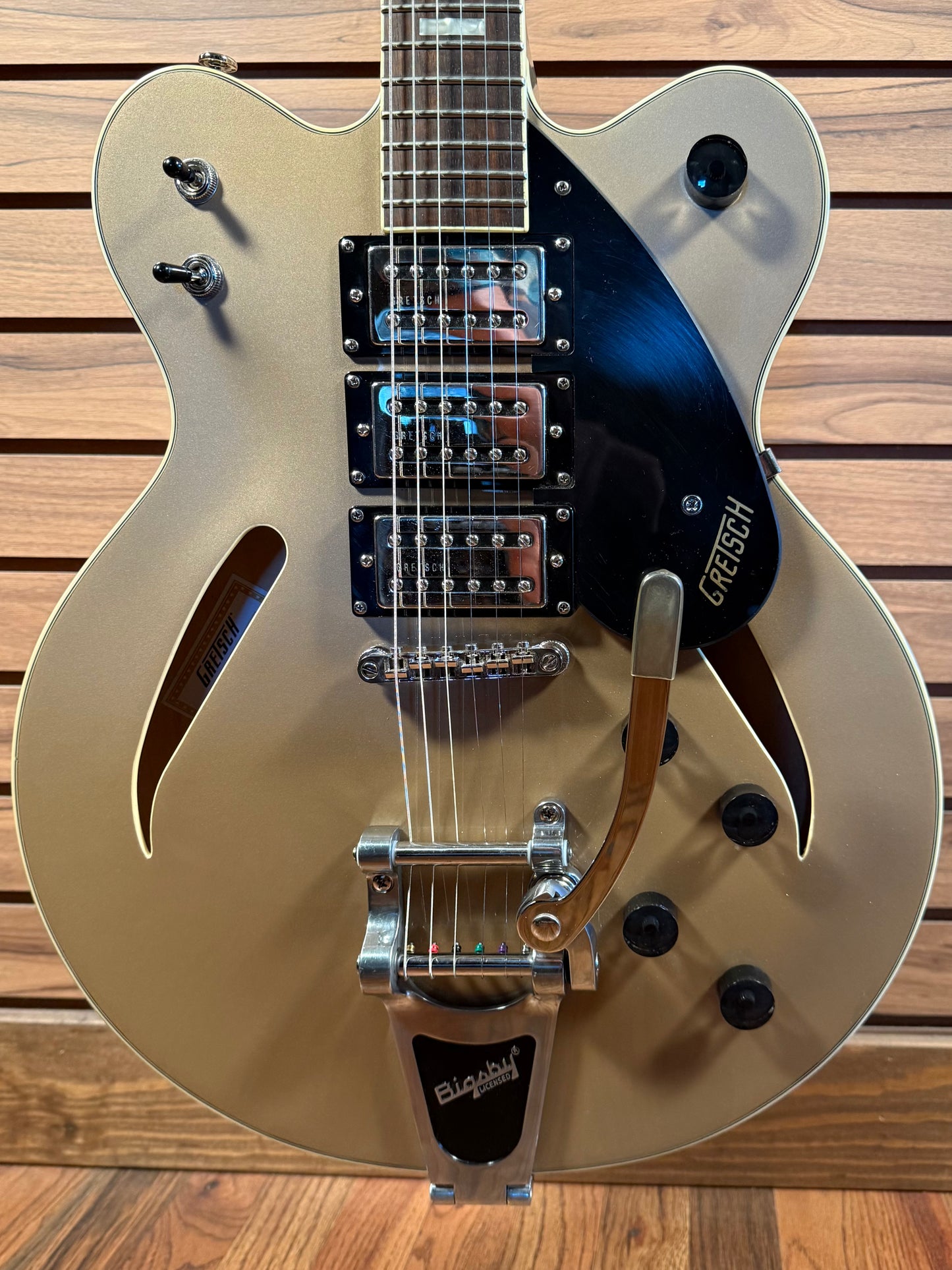 Gretsch G2627T Streamliner Center Block 3-Pickup - Shoreline Gold (USED)