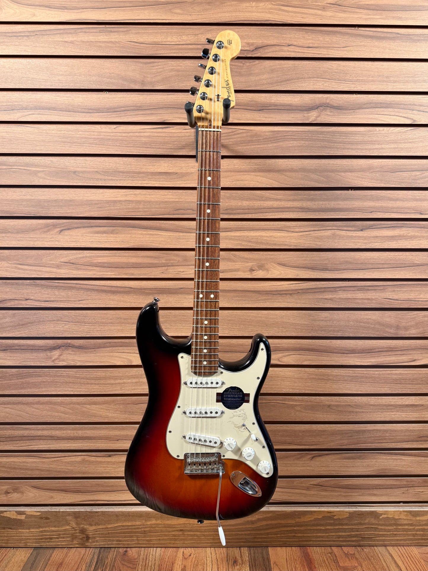 Fender American Standard Stratocaster - Sunburst (USED)