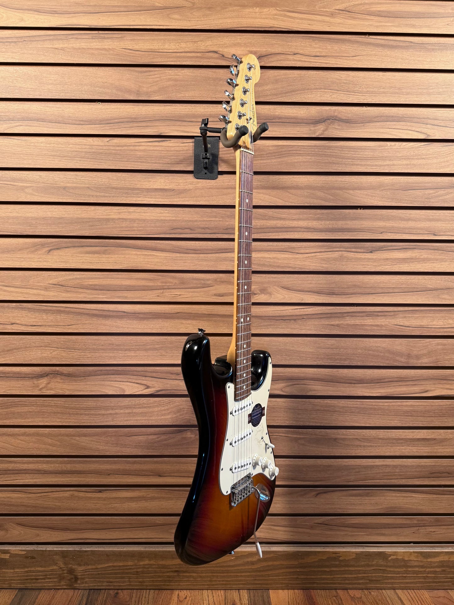 Fender American Standard Stratocaster - Sunburst (USED)