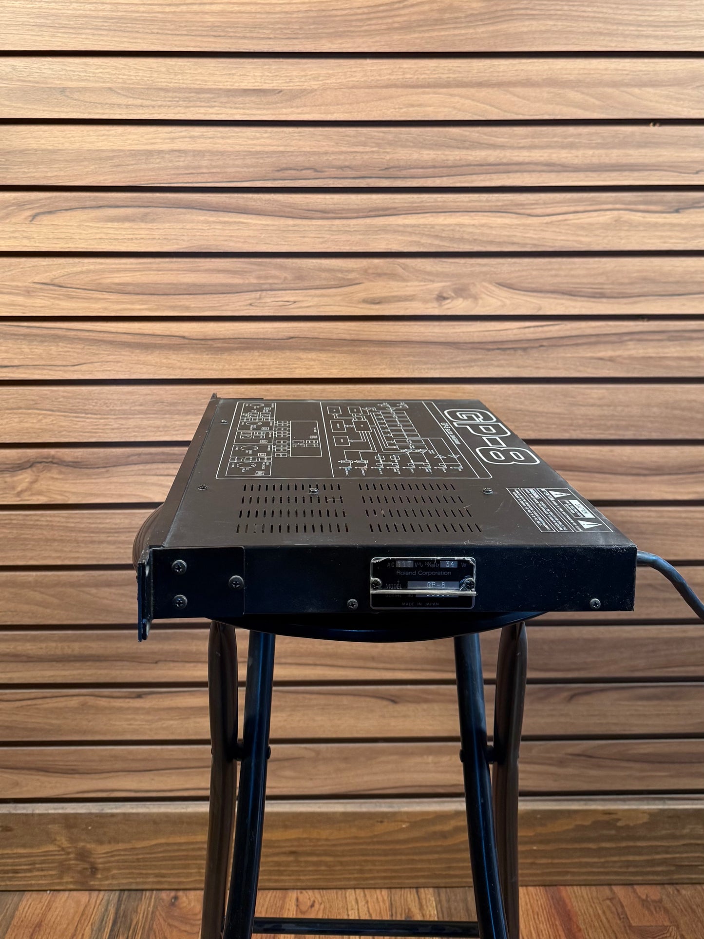 Roland GP-8 Guitar Effects Processor (USED)